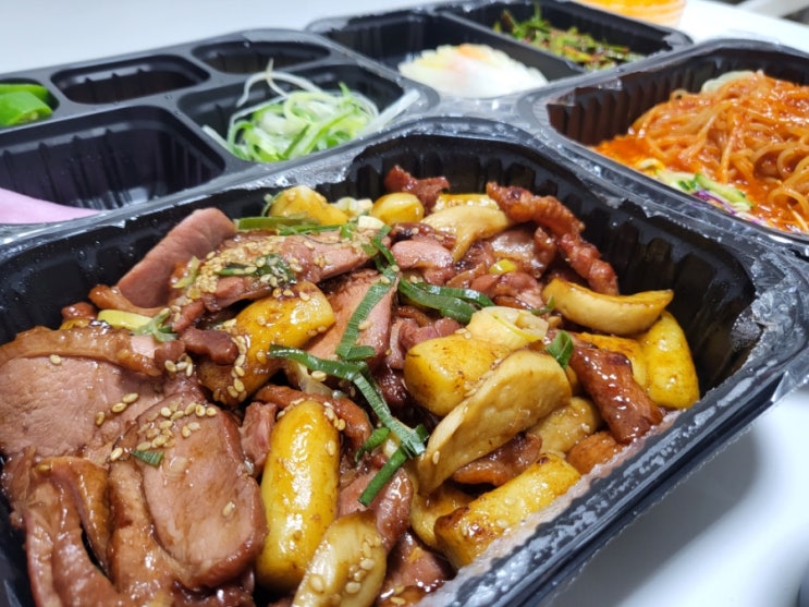  쫄면주는삼겹본능 ; 신림동 오리주물럭 양념훈제 오리구이 배달 놀부보쌈 난곡점에서