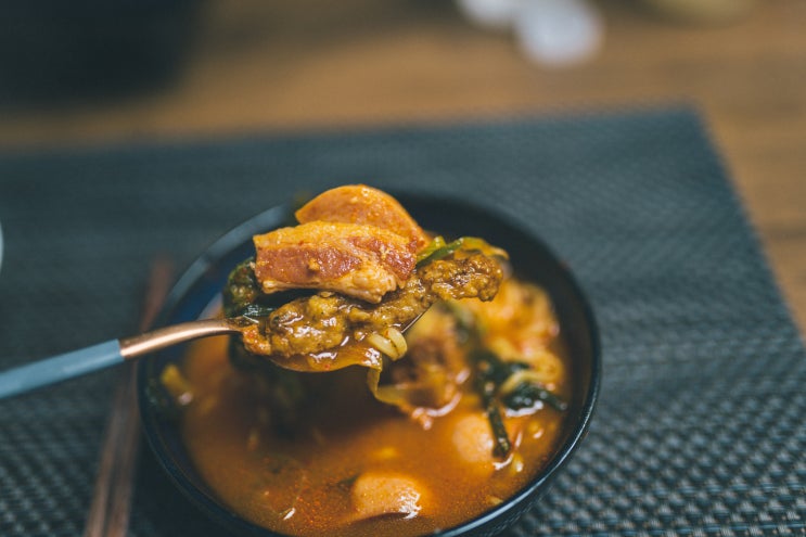 일회용냄비도 주는 맛집 정미부대찌개 밀키트