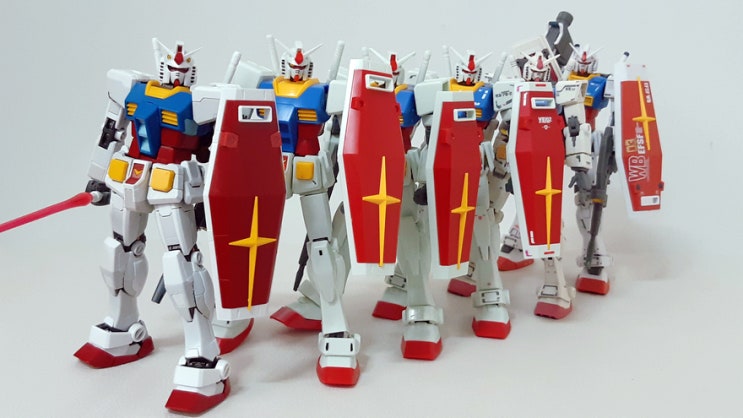 RG 퍼스트건담 RX-78-2를 만들었습니다. 그리고 지금까지 만든 1/144 퍼스트 건담들 RG 퍼스트건담 RX-78-2를 만들었습니다. 그리고 지금까지 만든 1/144 퍼스트 건담들