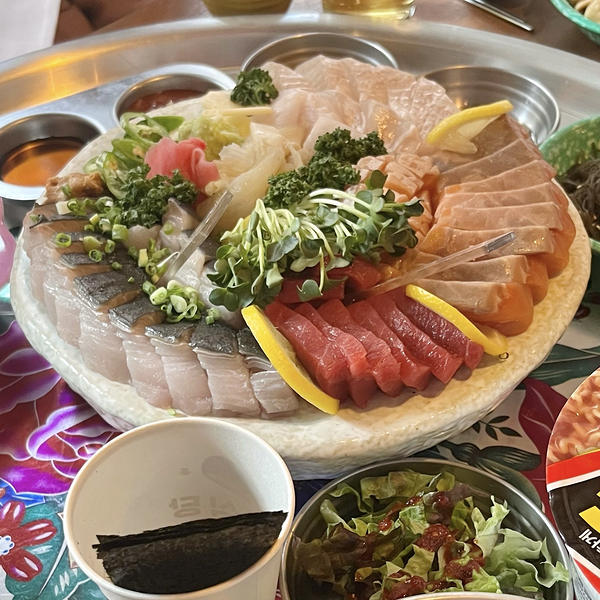  [신논현 맛집 / 우기식당 바다점] 신선한 숙성회로 가득 담은 한상