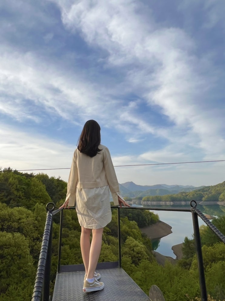  충주 카페 게으른악어 충주호 앞에서 캠핑라면 즐기기 충주여행 드라이브 카페 추천