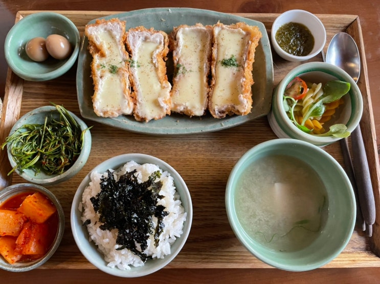  송리단길 명란 돈카츠 맛집 미자식당 먹후기