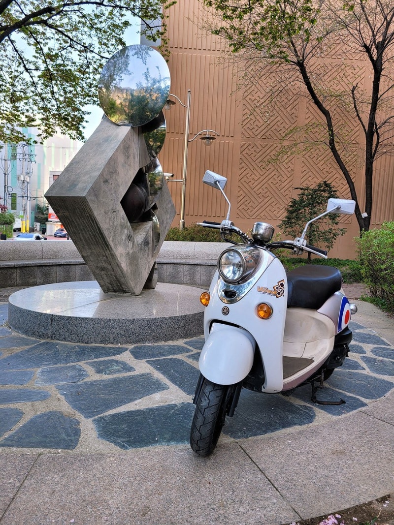 중고 50cc 스쿠터 오토바이 여성용 소장하기 좋고 예쁜 야마하 비노50