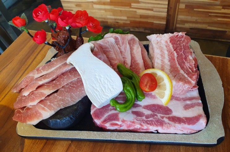  상수 삼겹살 맛집 꽃피는고기:회식장소로 딱이야