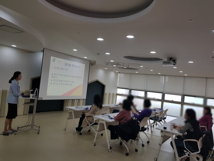  아이조아한의원 동탄점? 토요일 진료 예약이 어려운 이유 - 심윤지 대표원장의 진료 철학