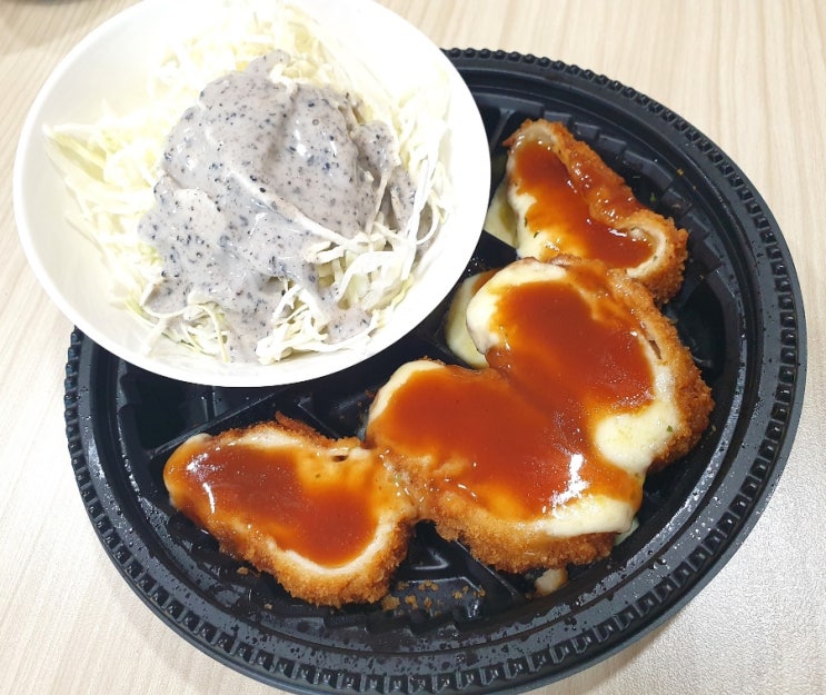  [수제치즈돈까스] 통모짜렐라가 들어간 편의점 GS25 치즈돈까스