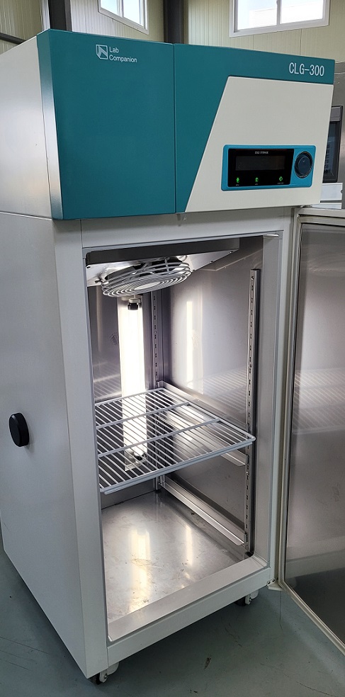  실험실냉장고 CLG-300S 입고입고..