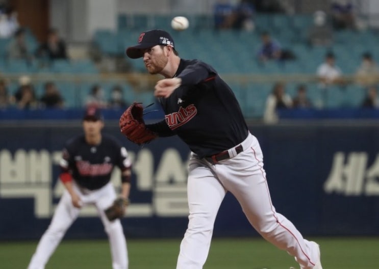 2022시즌 KBO 국내 프로야구 분석 1일 LG 롯데 SSG 두산 NC 한화 KIA기아 삼성 키움 KT 2022시즌 KBO 국내 프로야구 분석 1일 LG 롯데 SSG 두산 NC 한화 KIA기아 삼성 키움 KT