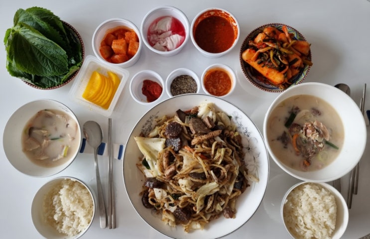  칠구네 신림동백순대 인천 당하점_백순대볶음 예술이야