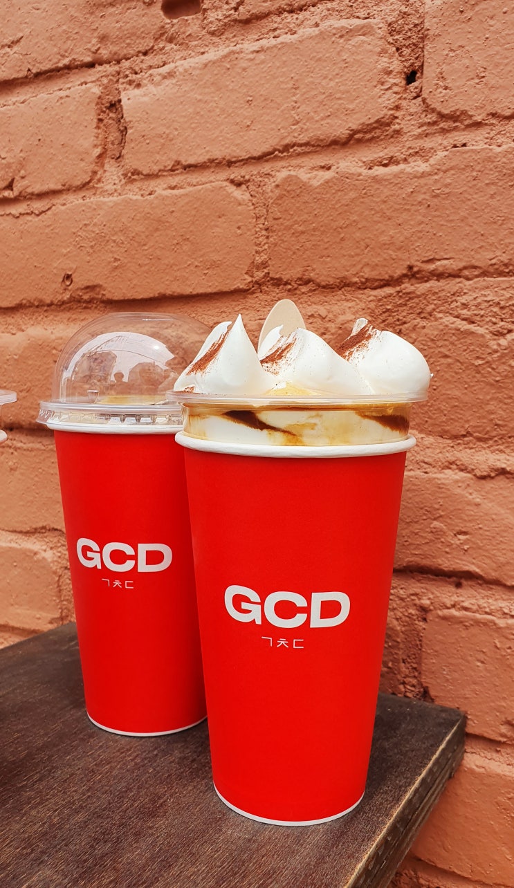  몰아쓰는 4월의 일상 지산동 지씨디커피 GCD 수영일기