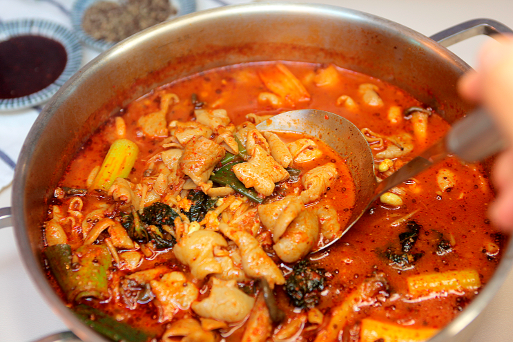  영자네곱창 곱창전골 밀키트 :: 찐 돼지곱창 맛집 요기잉네
