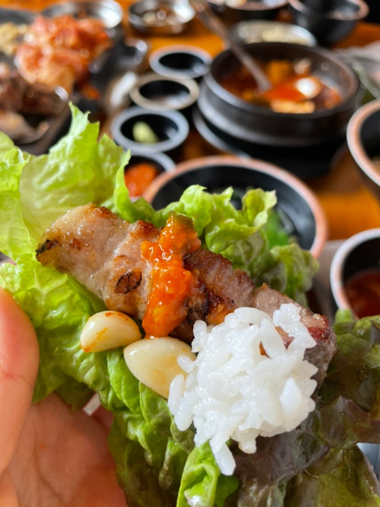  뚝섬 성수: 명이나물이랑 삼겹살 맛집 - 우정돈식당