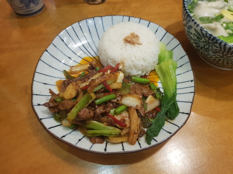  분당 정자동 맛집 상해완탕 : 뉴러우판, 모듬완탕, 충칭 샤오미엔 후기
