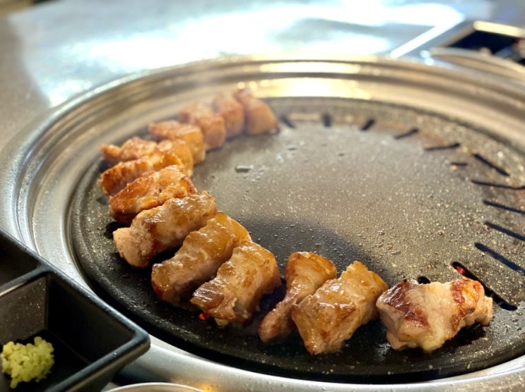  [혜화동 맛집] 젊음과 낭만이 가득한 대학로삼겹살 "육식주"