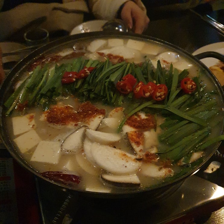  [남영]잇다 | 간단하게 술 한잔 하기 좋은 모츠나베 맛집