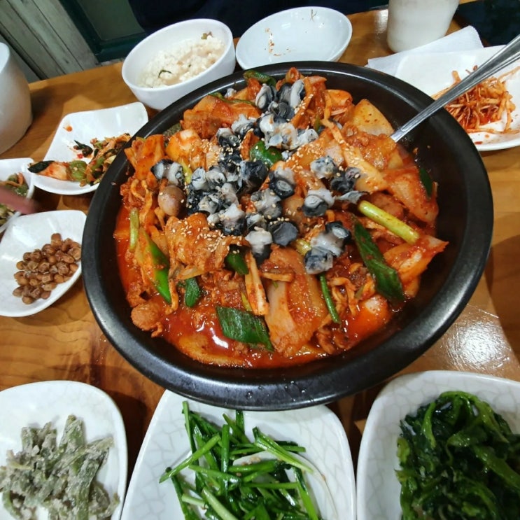  포레스트힐CC 근처 맛집, 19홀우렁오삼불고기 가성비 쌈밥 아주 좋아요