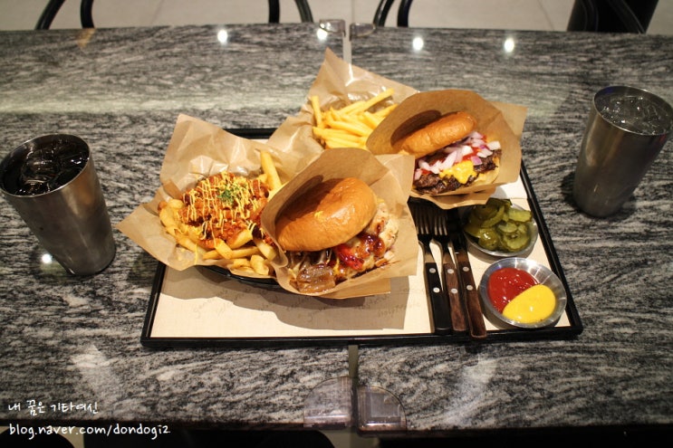  나인원 한남 고메494 맛집 버거스올마이티 - Burgers Almighty