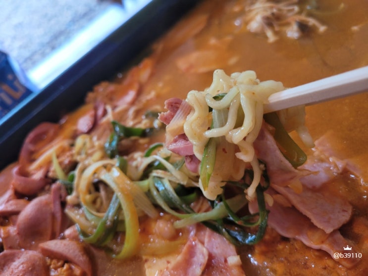  땅스부대찌개 대구월촌역점 캠핑 밀키트로 추천