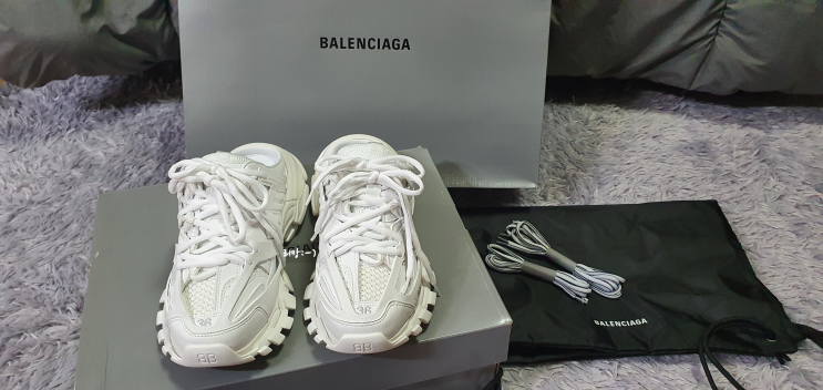 [발렌시아가(BALENCIAGA)트랙뮬] BB가 써져있는 뮬, 커플 아이템 :D