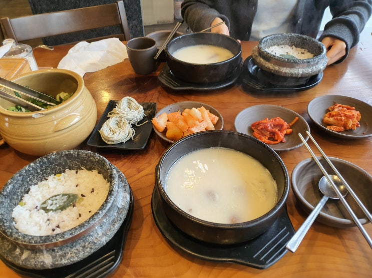 [내돈내산]안양 비산동 국밥 맛집/ 이조성쑥돌밥설렁탕