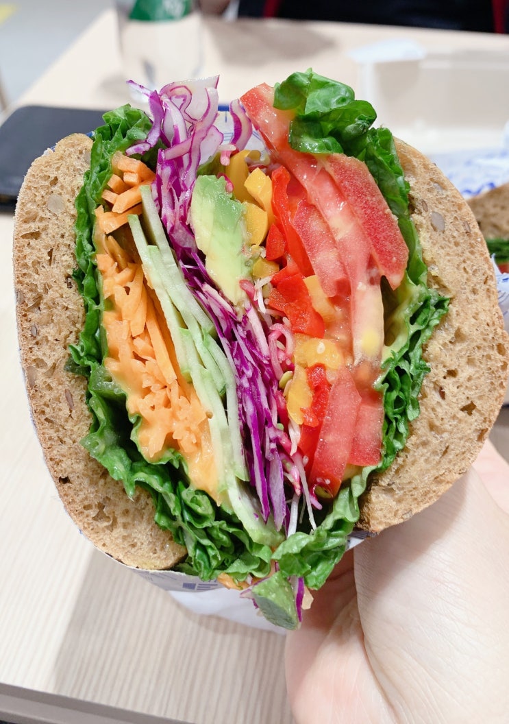 렌위치 여의도 IFC몰 뉴욕 샌드위치 맛은 어떨까? (칼로리 메뉴 가격 소개) 렌위치 여의도 IFC몰 뉴욕 샌드위치 맛은 어떨까? (칼로리 메뉴 가격 소개)