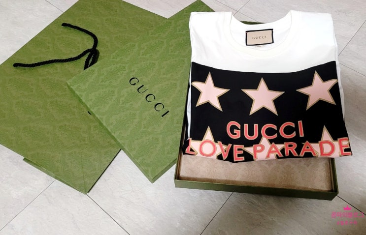 [구찌 티셔츠] 구찌 'Gucci Love Parade' 프린트 티셔츠