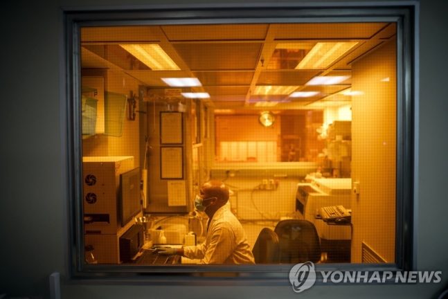 "오미크론 BA.4, BA.5 면역회피력 높아, 미접종자 특히 취약" "오미크론 BA.4, BA.5 면역회피력 높아, 미접종자 특히 취약"