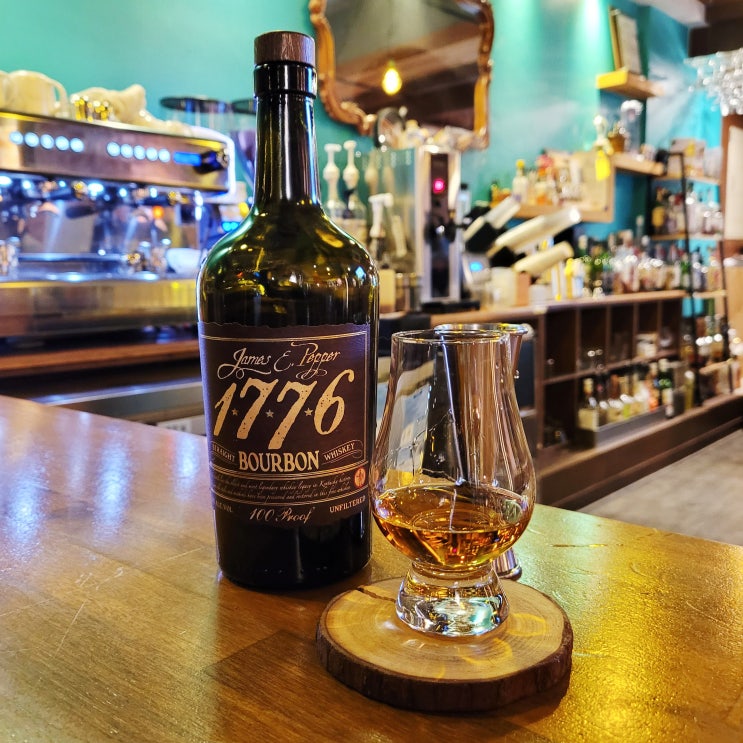 [리뷰] 올드패션드 버번 : 1776 버번(James E Pepper 1776 Straight Bourbon)