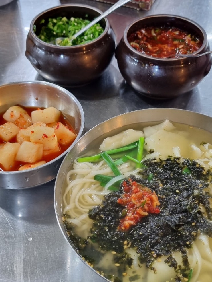  포항 죽도시장 칼국수 수제비 골목 맛집 가족식당