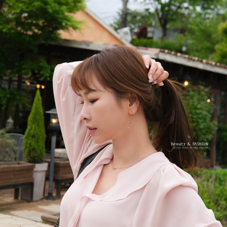 여자 연예인 14k 목걸이 브랜드 로이드 엔드리스 여자 연예인 14k 목걸이 브랜드 로이드 엔드리스