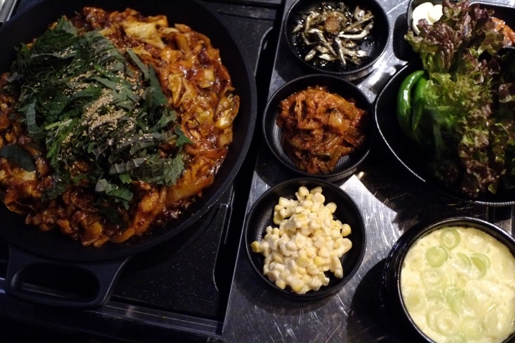 이천. 마장면. 이지네닭갈비. feat. 춘천닭갈비, 닭칼국수.