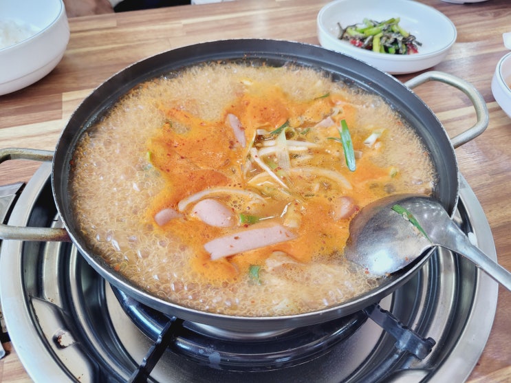  [내돈내산리뷰] 향남 부대찌개 추천 '모박사부대찌개' 화성향남점 반찬이 맛있는 집!!!