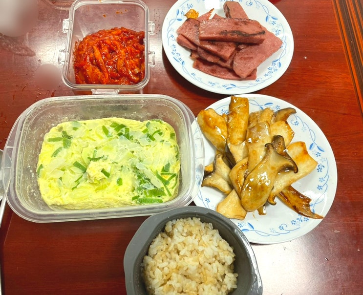  자취생 생활비 절약 꿀팁 + 전자레인지로 계란찜 만들기, 굴소스 버섯볶음 만들기!