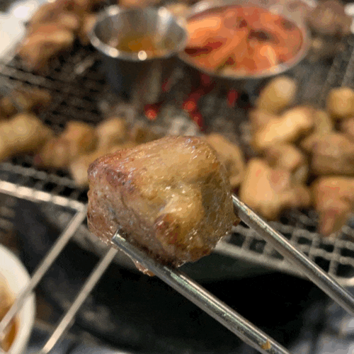  대구 수성구 일통왕소금구이_ 육즙이 살아있는 고기