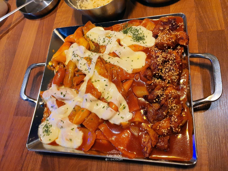  통불 일산백석점 불맛가득한 떡볶이와 치킨