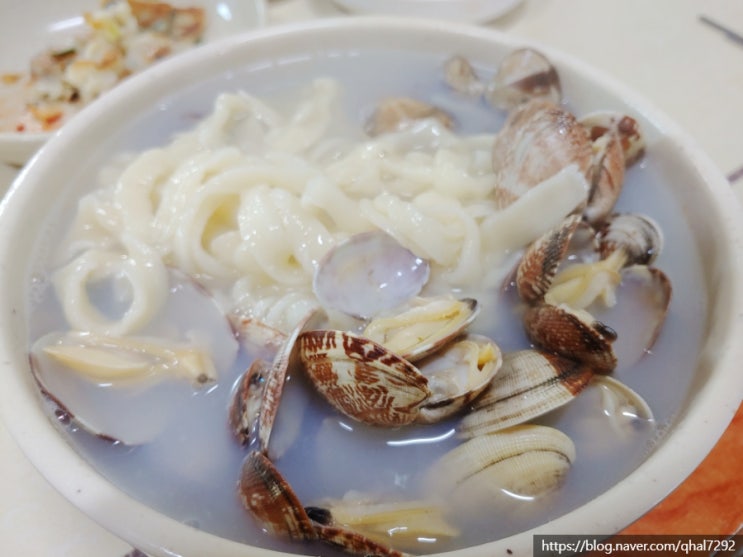  서산 간월암 맛집 이모네 진짜 손칼국수 후기