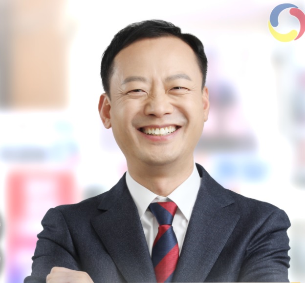  통일한국당 "진정한 제3지대 정당의 길 걷겠다"..."거대 양당제 무너뜨리고 다당제 실현할 것"