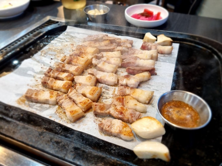  하동 맛집: 알프스 하동에서 맛볼 수 있는 흑돼지 '하동 지리산흑돼지'