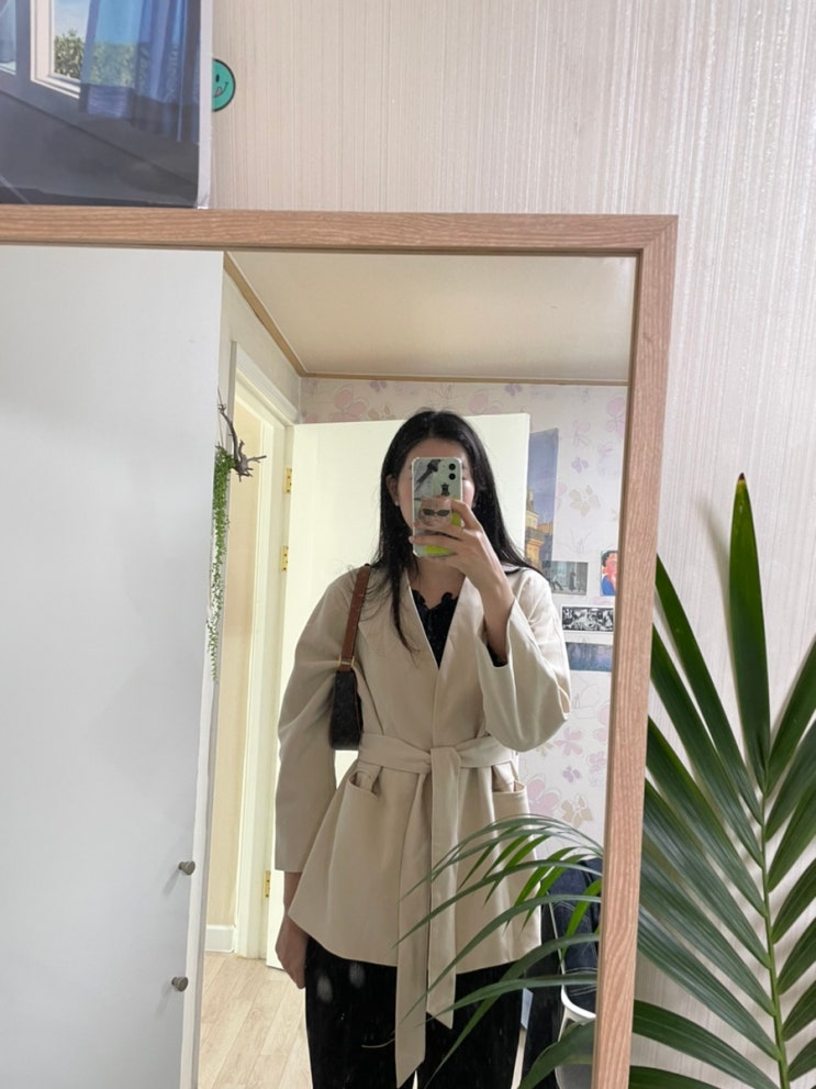  5월 첫째주 일상. 직장인 ootd (유어메모, 마르헨브리즈, 메이비베이비, 프롬비기닝, 줄앤메이, 살롱드바이미) | 노들섬 노을 | ouro 가방 | 샤넬 뷰러 | 5월 꽃