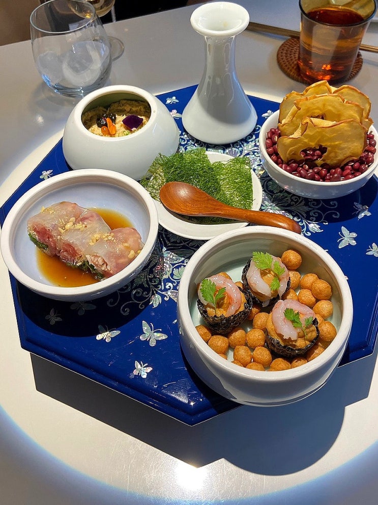  가성비오마카세 기념일에 가기 좋은 이태원초승달, 여심저격 제대로