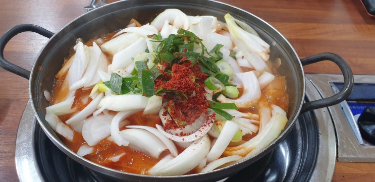  연산동맛집 항상 웨이팅은 기본 시골통돼지볶음