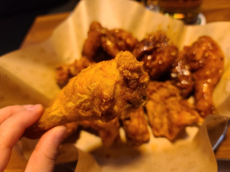  인천 굴포천역 부개동 치킨 맛집 공들여 만드는 공만치킨으로 치맥하세요~