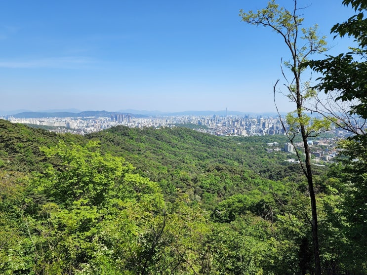  북악산 남측 탐방로 54년 만에 개방,  코스와 가는 법 :  자하문(창의문)-청운대 쉼터-만세 동방-삼청 쉼터-삼청공원-삼청동