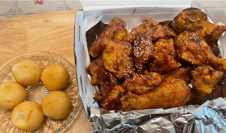  BBQ 비비큐 극한왕갈비치킨 크림치즈볼 간단후기 치밥하기 좋은 메뉴