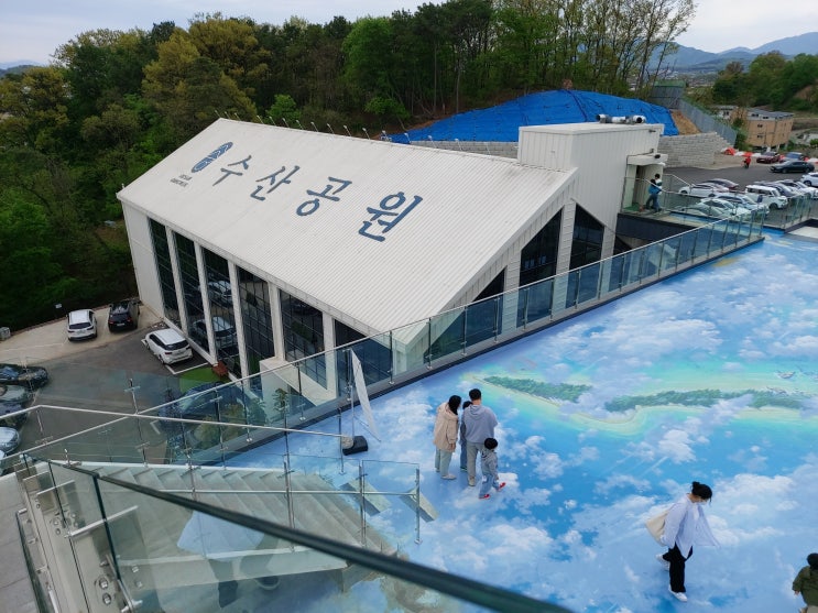  [김포 수산공원] 모든 곳이 포토존인 사진 찍기 좋은 대형 베이커리 카페 (feat. 천국의 계단)