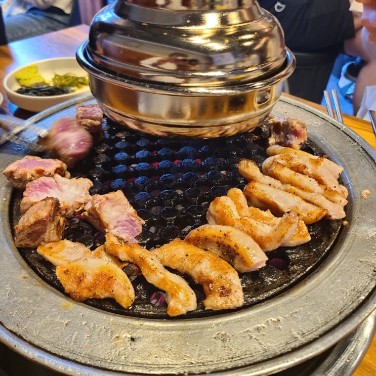  경희대/회기역 삼겹살 맛집 - 천겹살 일구구삼고기