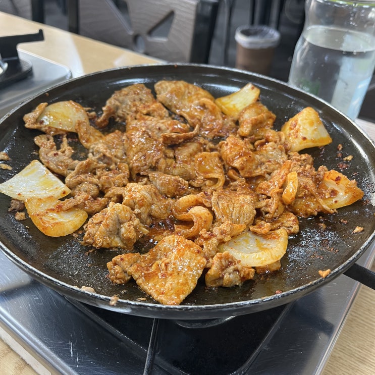 망원동 맛집 _ 만복기사식당불백전문 : 한식 끝판왕 기사식당. 고추장 돼지불백, 조기매운탕 꿀조합