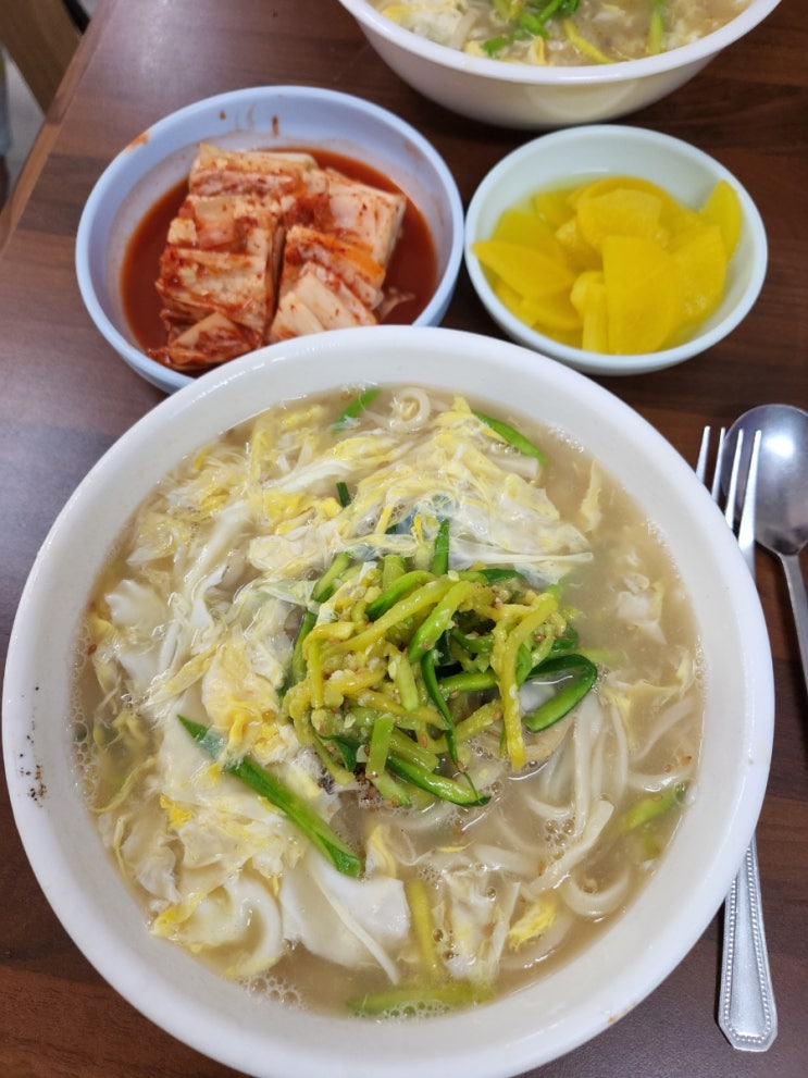 당진 로컬 맛집 추천, 귀락당 만두 찐빵 칼국수 후기 /주차