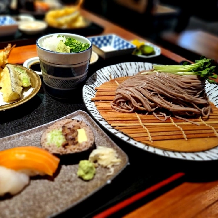  역삼역 회식 점심 식사도 깔끔한 역삼 이자카야