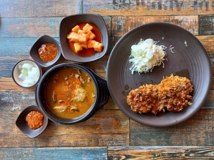 장기동돈까스맛집 현수네순대국&돈까스